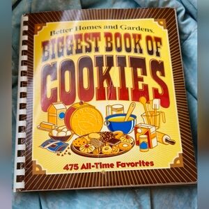 Better Homes and Gardens Cookie Recipe Book - Colorful Edition